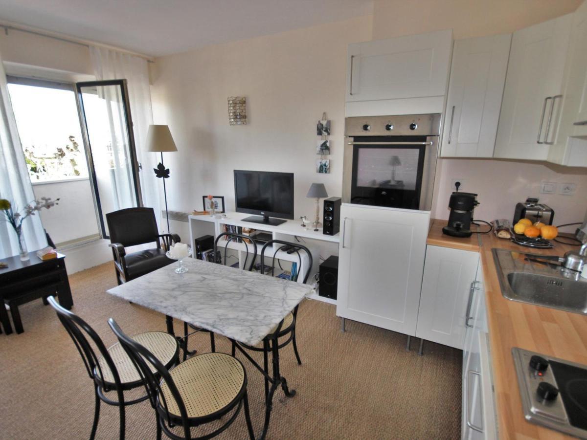 Studio Centre-Ville Royan : Plages Et Commerces A Pied, Balcon, Parking Gratuit - Fr-1-550-7 Exterior foto